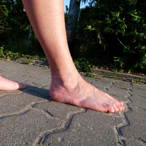 Bransoletka ze srebra na nogę