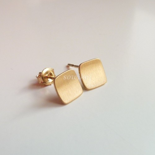 Srebrne pozłacane kolczyki sztyfty