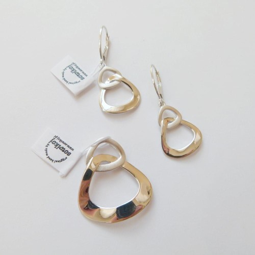 Komplet biżuterii ze srebra próby 925 dwa trójkąty - wisiorek z kolczykami