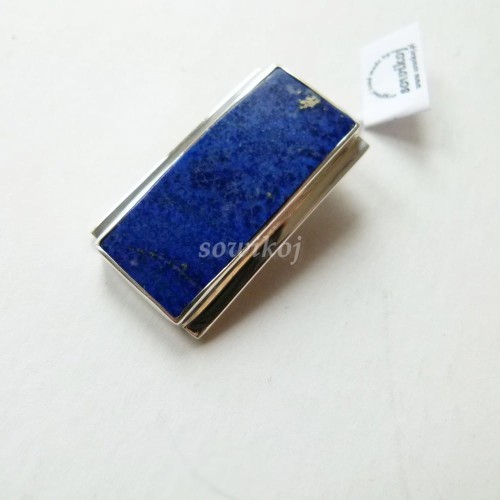 Wisiorek srebrny z kamieniem lapis lazuli