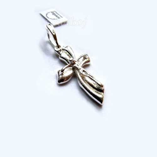 Srebrny krzyżyk zawieszka na łańcuszek