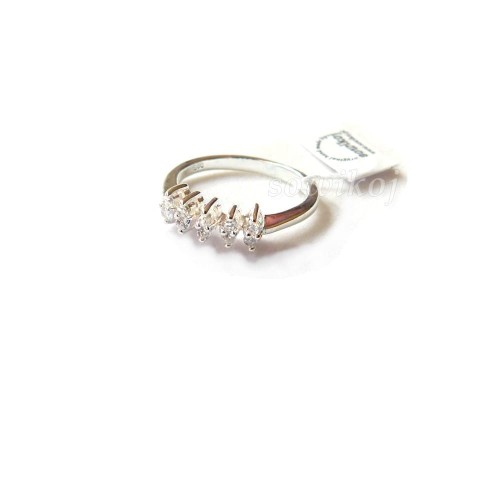 Cyrkonie - srebrny pierścionek