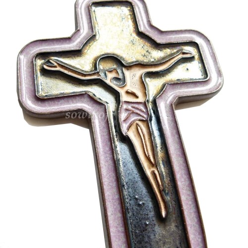 Krzyżyk Pan Jezus  - tlenki - ceramika do zawieszenia na ścianę
