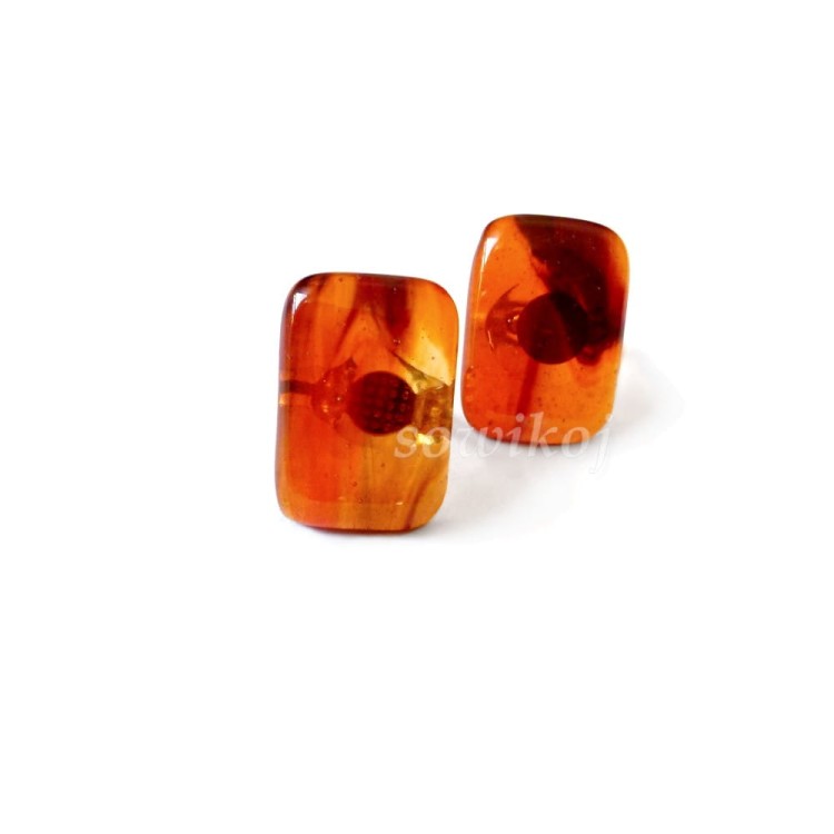 Pierścionki ręcznie robione z topionego szkła