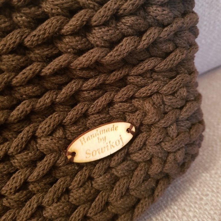 Przykładowe wykonanie ze sznurka w kolorze czekoladowym.