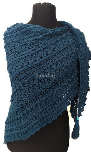 Antonina - wzór graficzny na chustę szydełkową.