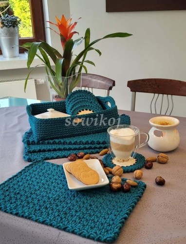 Praca ze sznurka z rdzeniem - podkładki pod kubki , kolor  590