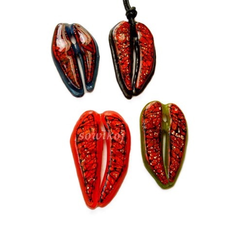 Szklany wisior - listki