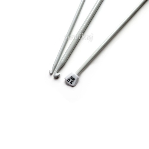 Szydełko tunezyjskie w czterech rozmiarach