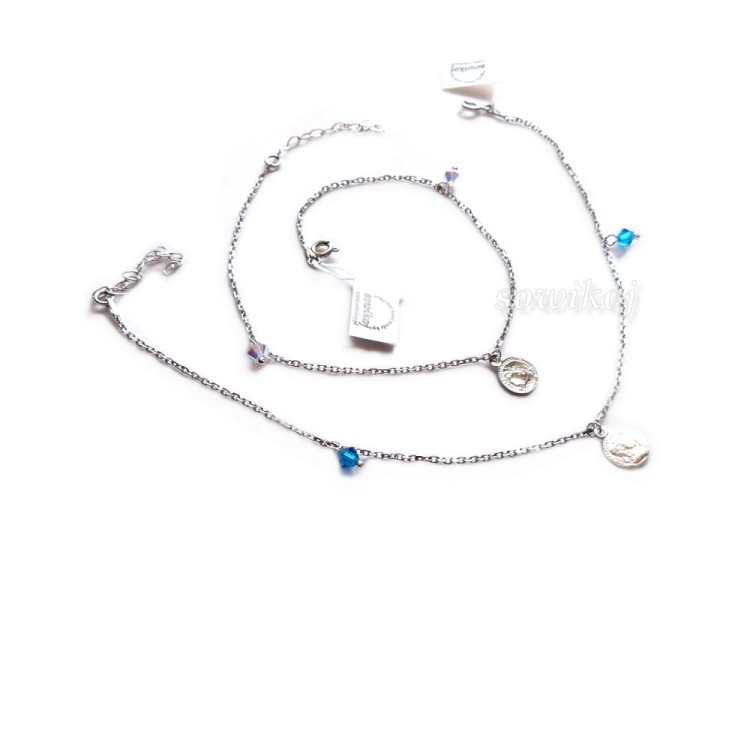 Srebrne bransoletki na kostkę z kolorowymi zawieszkami