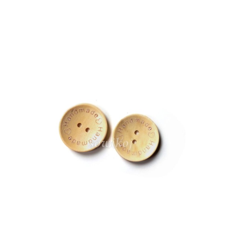 Mniejsze guziki - handmade z serduszkami - grawerowany napis