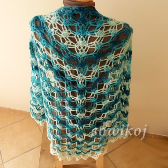 Przykład chusty wykonanej z 2 motków moheru angora Active kolor 845