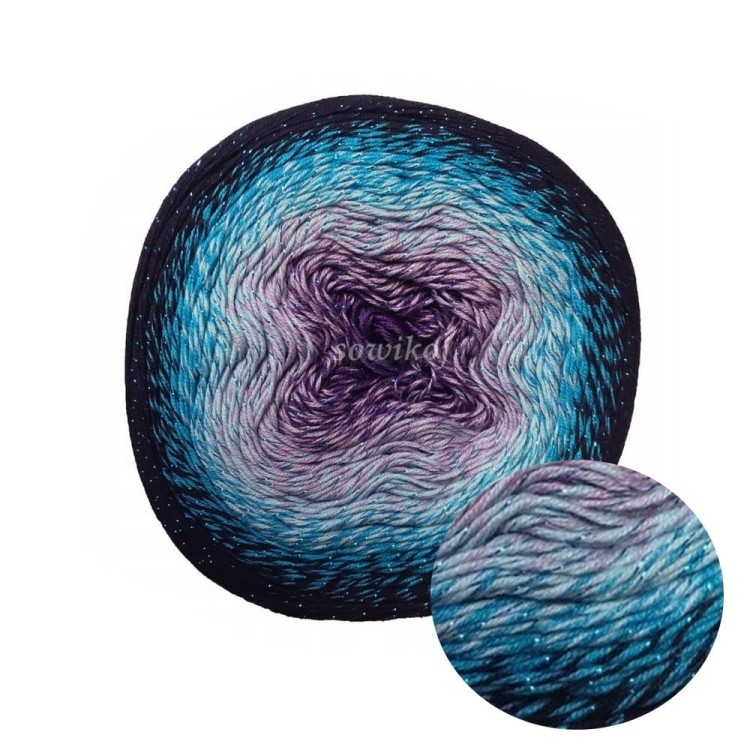 Detal nitki lurexowej