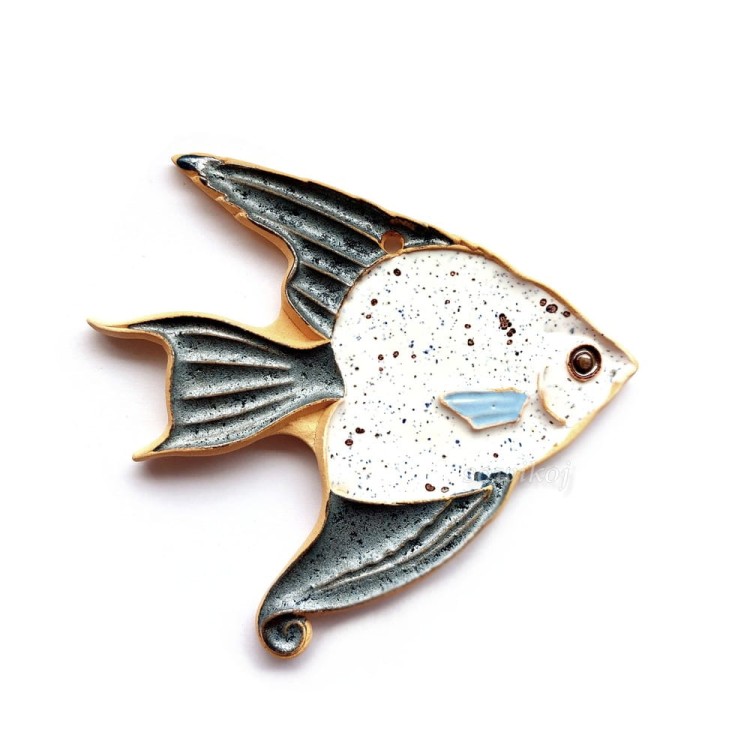 Ryba ceramiczna skalar do powieszenia na ścianie