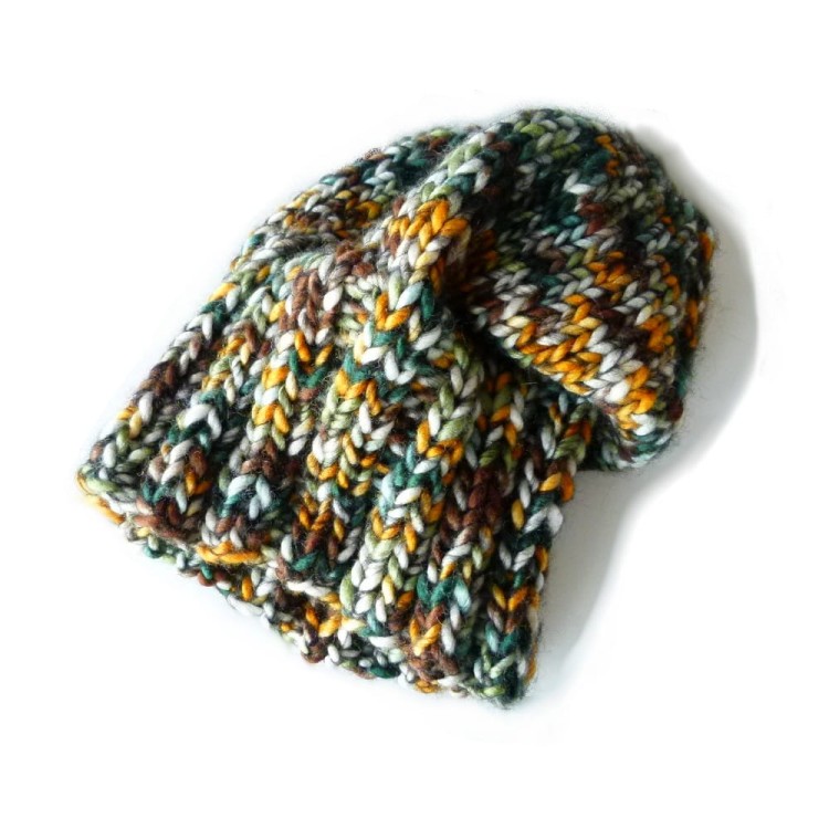 Przykładowa realizacja z włóczki Olimpia kolor 1402  - czapka smerfetka.