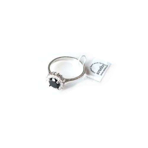 Pierscionek Tiffany srebrny z czarnym oczkiem