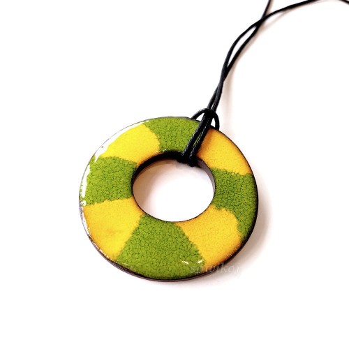 Dwukolorowy wisior ceramiczny