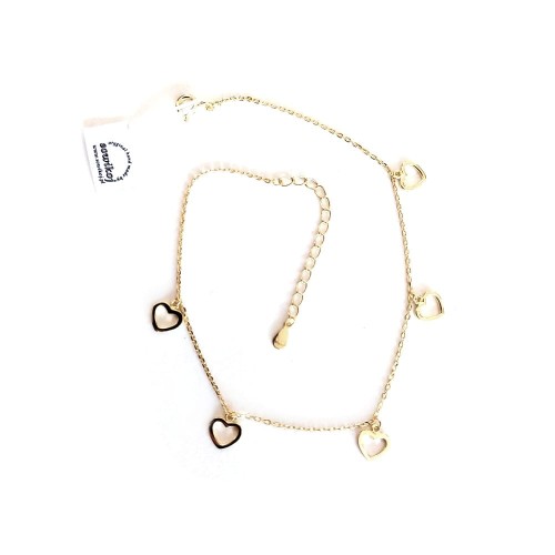 Srebrna pozłacana bransoletka na kostkę z zawieszkami - serduszka