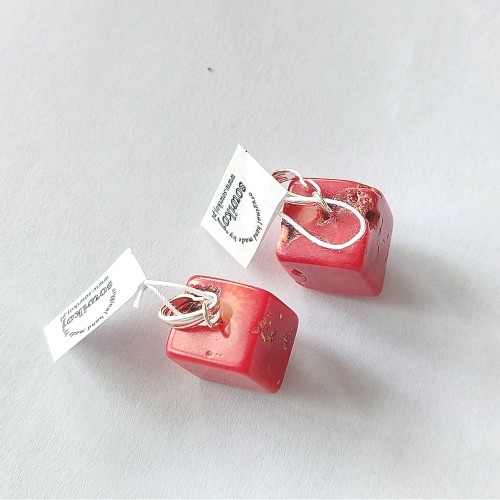 Zawieszka do łańcuszka koral kostki