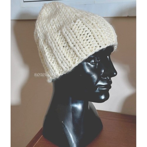 Czapka ręcznie robiona ciepła