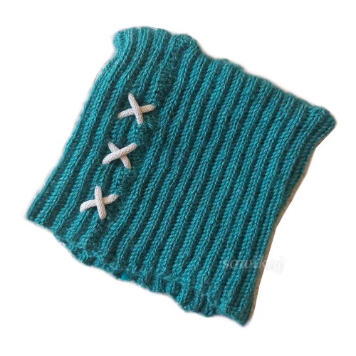 Oryginalna ręcznie robiona na szydełku czapka XXX