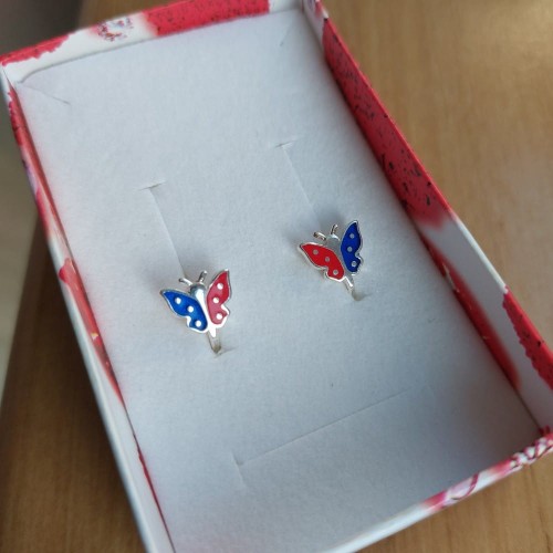 Motylki niebiesko czerwone kolczyki srebrne z zapięciem na zatrzask