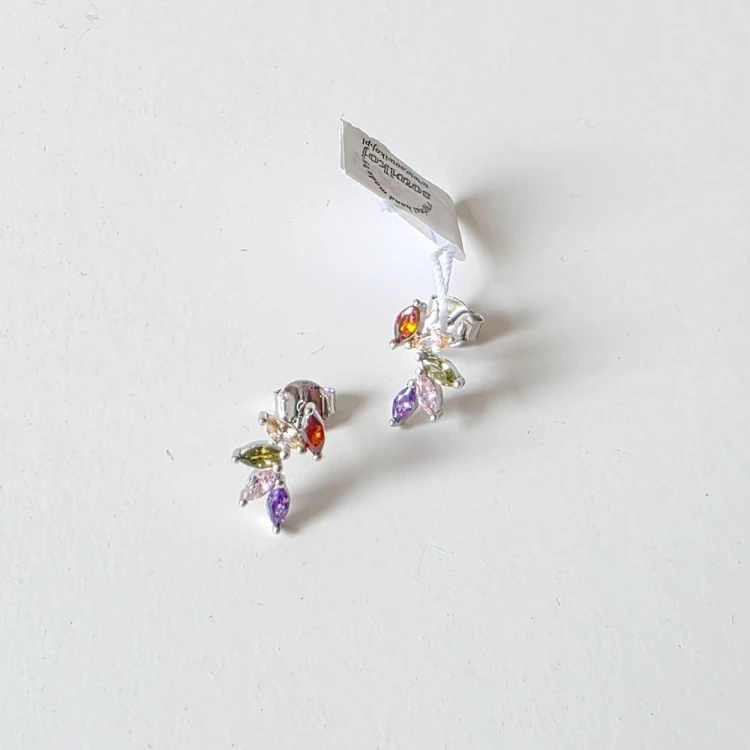 Kolczyki na sztyftach . Srebrne wkrętki - srebro 925 i kolorowe cyrkonie