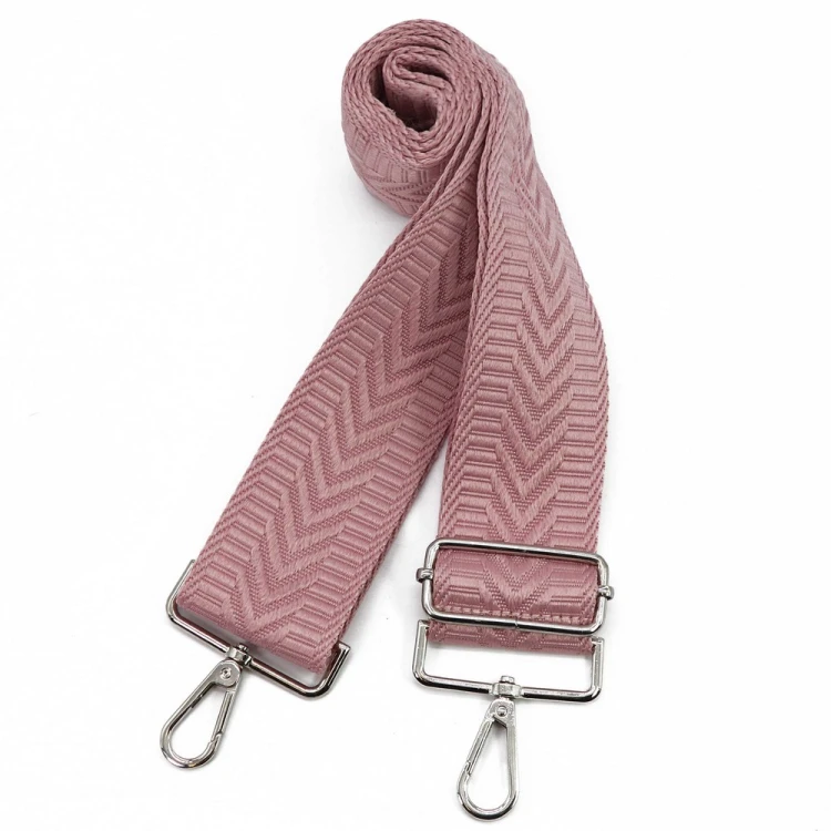 Szeroki wymienny pasek do  torebki. 5cm. Kolor pudrowy różowy ze srebrnymi wykonczeniami.