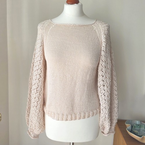 Bluzka - przykładowa realizacja z włóczki Summer kolor ecru. 3 motki/ druty.