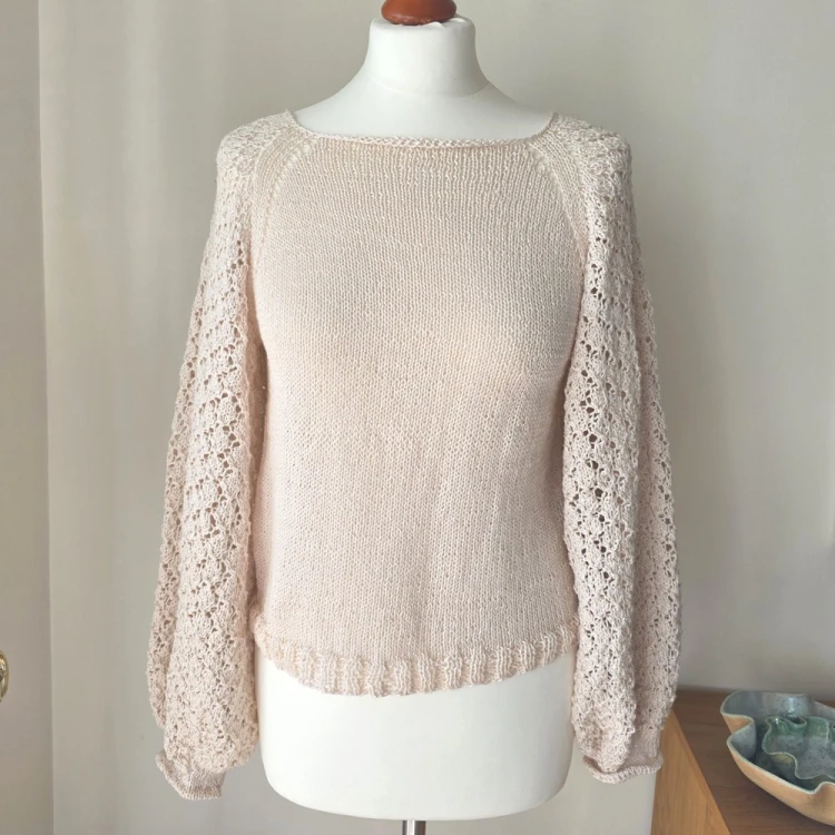 Bluzka - przykładowa realizacja z włóczki Summer kolor ecru. 3 motki/ druty.