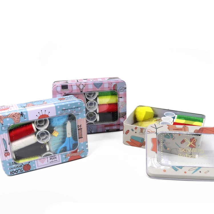 Turystyczne przyborniki krawieckie - pogotowie do szycia dla studenta