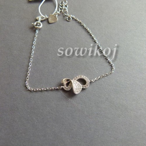 Bransoletka srebrna z zawieszką