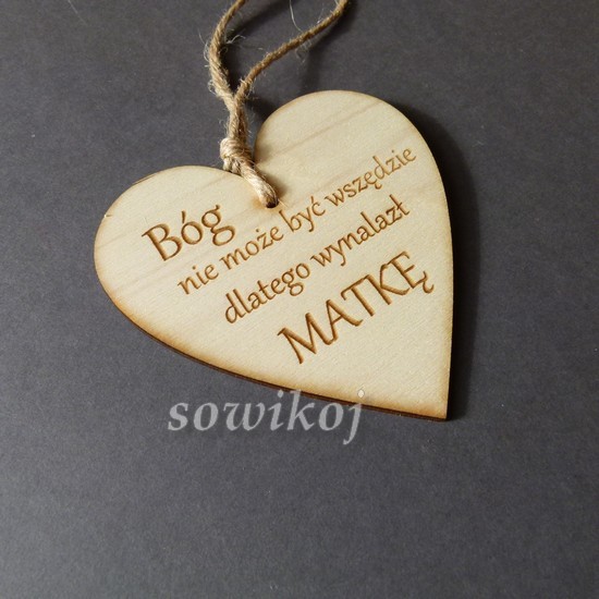 tabliczki drewniane z napisem