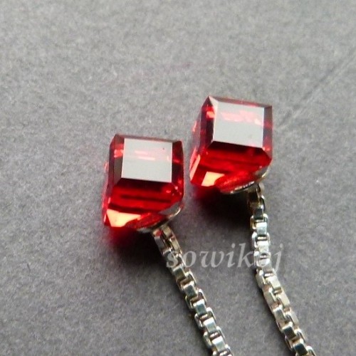 srebrne długie kolczyki dwukolorowe swarowski