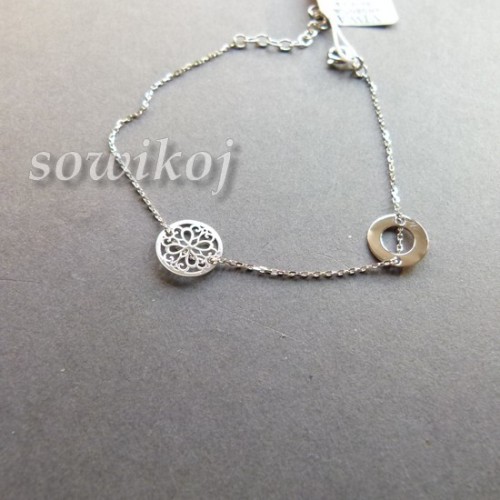 Bransoletka srebrna rodowana z zawieszkami